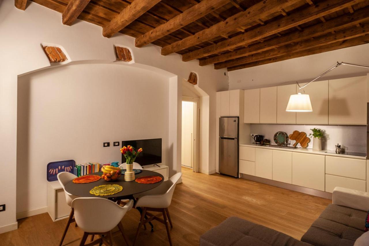 Corso Venezia, In Una Corte Esclusiva Riservata! Milano Ngoại thất bức ảnh